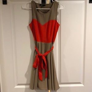 Dress with key hole back. Worn once to a wedding.